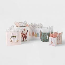 6ct Cozy Christmas Assorted Gift Bag - Wondershop™