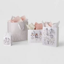 4ct Assorted Gift Bag Silver - Wondershop™