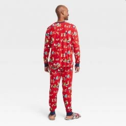 Men's Holiday Gnomes Print Matching Family Pajama Set - Wondershop™ Red