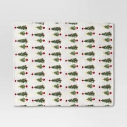 Christmas Trees Printed Plush Christmas Throw Blanket Cream - Wondershop™