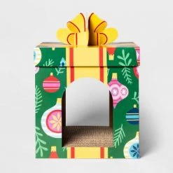 Present Cat Scratcher - Wondershop™